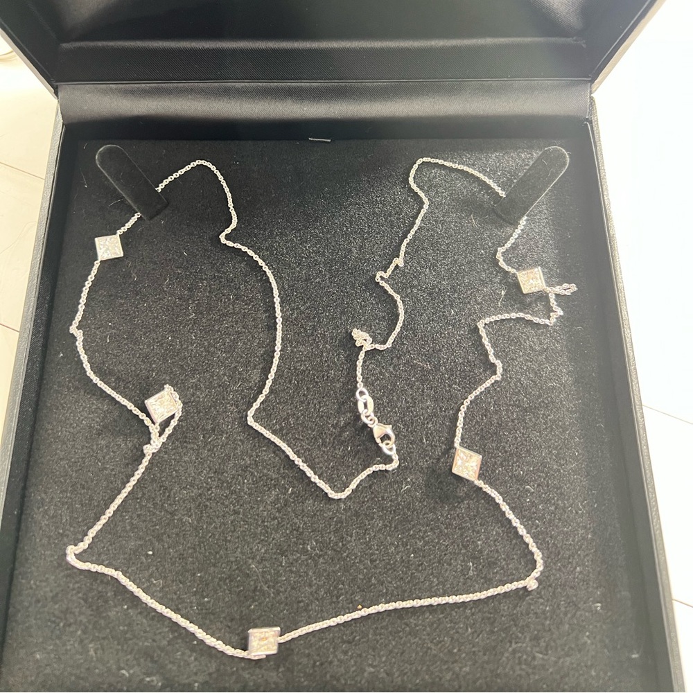 5.3ct Diamonds by the Yard necklace- 18k- 32 inches